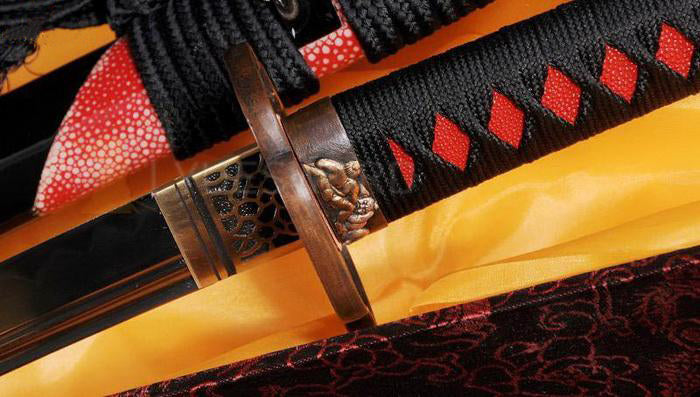 Authentic Japanese Samurai Wakizashi Sword Clay Tempered Blade Brass Tsuba - Masamune Swords-Samurai Katana Swords UK For Sale