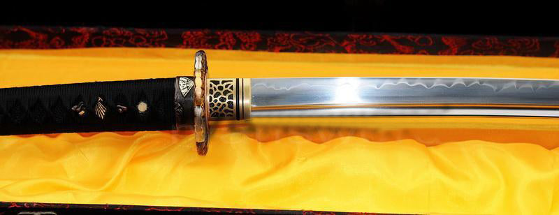 Full Tang Japanese Samurai Sword Razor Sharp Clay Tempered Blade - Masamune Swords-Samurai Katana Swords UK For Sale