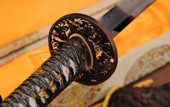 Authentic Clay Tempered Folded Steel Katana Japanese Samurai Sword - Masamune Swords-Samurai Katana Swords UK For Sale