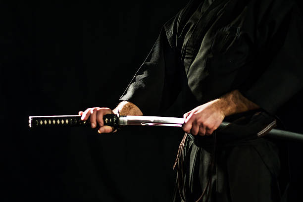 A katana samurai sword comprises several parts that determine its functionality and aesthetics. The blade, measuring just under two shaku, or around 70cm long,